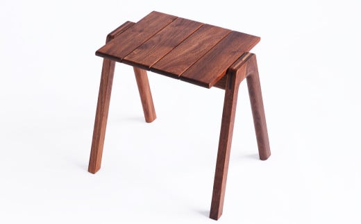 【グッドデザイン2019受賞】MINAZUKI STOOL ( スタッキングスツール ) ウォルナット 1脚 家具 イス チェア 吉永製作所長崎県長崎市294000衣類・装飾品・工芸品その他 装飾品・工芸品