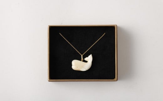 【限定10個】くじら工芸品 くじらペンダント / 工芸品 鯨 歯 アクセサリー 雑貨 お土産 五島 玄海 九州 長崎長崎県長崎市34000衣類・装飾品・工芸品アクセサリー