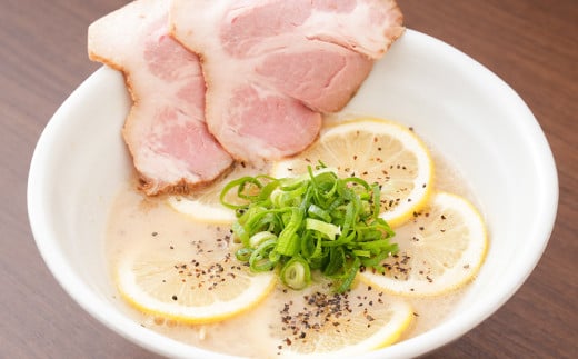 レモンとんこつ ラーメン 4食分 / とんこつ ラーメン 生麺 自家製生麺 スープ付き 麺 麺類 豚骨 レモン 九州 長崎県 長崎市長崎県長崎市15000麺ラーメン