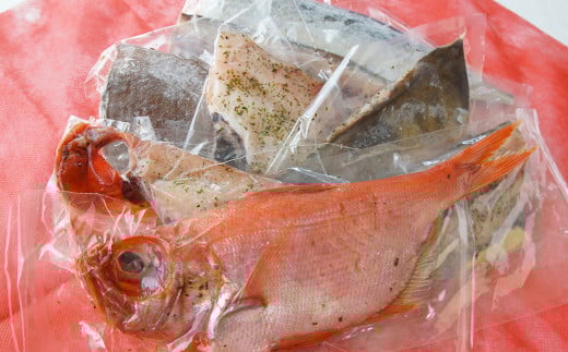 ハーブ干物詰合せ (金目鯛半身、鯖半身、オオメマトウダイ半身、ホッケ半身) 各2枚 合計4種 8枚 魚 さかな 切身 半身 ハーブ 干物 おかず 焼くだけ茨城県神栖市19000魚介・海産物その他 魚