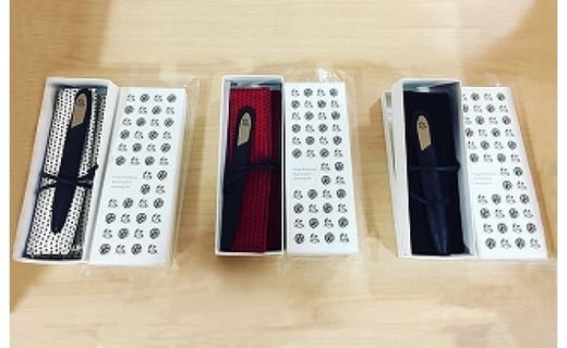 シャイニー 爪・かかとヤスリセット(刺し子ケース付) ※白 FC030050新潟県燕市30000雑貨・日用品化粧水・乳液・美容品