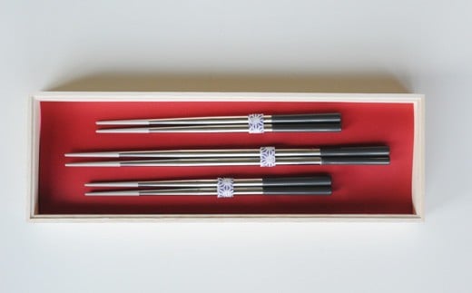 ステンレス製 プラ付き箸(23cm x 2, 30cm x 1) 3膳セット FC016130新潟県燕市16000雑貨・日用品食器・グラス