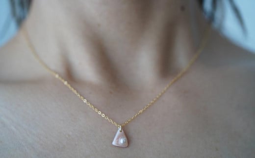 琵琶パールと池蝶貝のネックレス(THE SHELL with BIWAPearl)滋賀県30000衣類・装飾品・工芸品アクセサリー