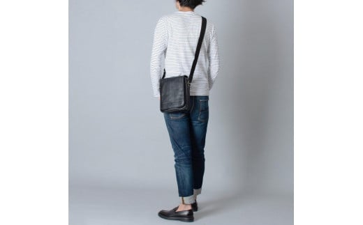 豊岡鞄 皮革縦型フラップSD(ブラック)兵庫県豊岡市92000衣類・装飾品・工芸品鞄・バッグ