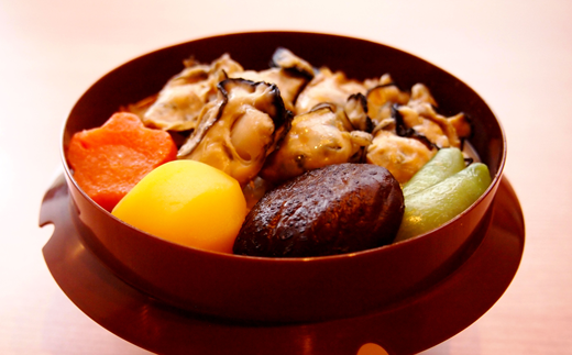 釜飯 老舗割烹仕込みの釜飯 2種セット 各1個 ( 広島牡蠣釜飯 / きのこ好きのためのきのこ釜飯 ) レンジで簡単調理 コシヒカリ使用 | 釜飯セット 釜めし かまめし 冷凍 新潟県 五泉市 株式会