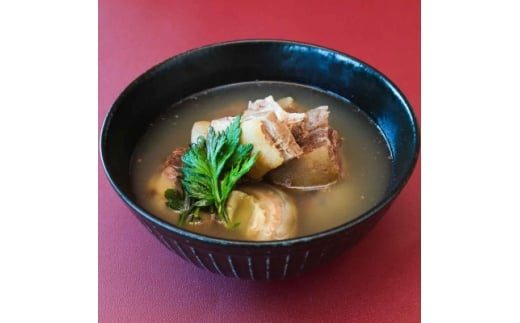 <沖縄の郷土料理>地元で愛される呉屋ストアーのやぎ汁 2人前(1人前450g)【1678740】沖縄県西原町13000鍋セット・総菜・加工食品その他 鍋セット・総菜・加工食品