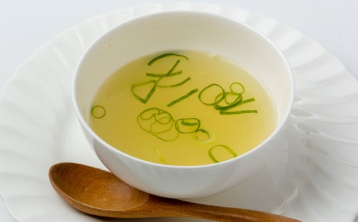 No.1056 若鶏ガラスープ600g×4本set/だし 調味料 保存料不使用広島県府中市10000調味料・油だし