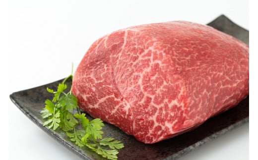 【毎月定期便】訳あり!【A4〜A5】博多和牛モモブロック 約500g〜600g 全6回 AO081福岡県粕屋町100000肉牛肉