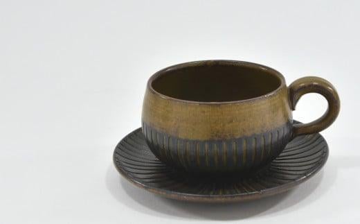 京焼 コーヒー碗 / 皿 「 新羅釉 木賊紋 」( 黒 )   工芸品 伝統工芸 食器 珈琲 コーヒー カップ ソーサ― 受け皿 ブラック コップ 食洗器 OK 宇治田原 京都京都府17000雑貨・日用品食器・グラス