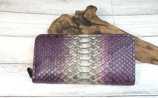 パイソンのフルラウンドファスナー財布神奈川県寒川町278000衣類・装飾品・工芸品財布
