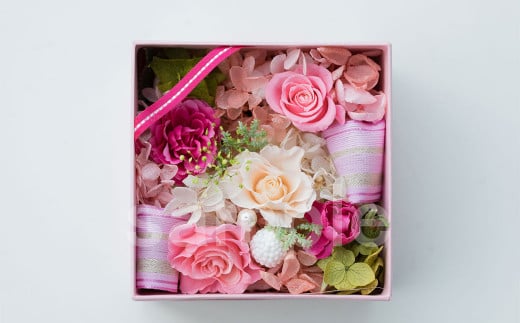 【空気をきれいにするプリザーブドフラワー】バラとハートBOX インテリア 光触媒 花 フラワー ギフト 贈り物 プレゼント あとりえヒロ 岩手県 北上市 C0140岩手県北上市13000衣類・装飾品・工