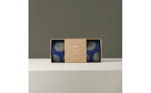 < OTA KNIT >ちくちくしないマフラー dot(ブルー × グレー)【1554334】群馬県太田市33000衣類・装飾品・工芸品その他 装飾品・工芸品