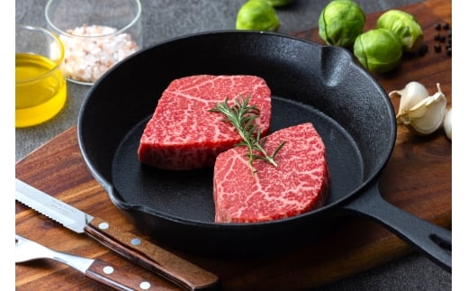 鳥取和牛サーロインと希少部位のステーキセット1.3kg(サーロイン3枚 計700g、希少部位ステーキ5枚 計600g)鳥取県八頭町86000肉牛肉