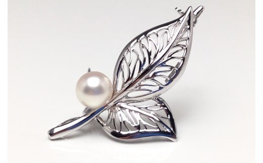 真珠 パール あこや アクセサリー ブローチ ジュエリー 三重県 伊勢志摩 志摩 アコヤ貝 リーフ 冠婚葬祭 結婚式 葬式 フォーマル プレゼント 人気 クリスマス バレンタイン ホワイトデー レ