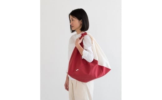 S7-C04 ツートンカラーのあずま袋 Lサイズ_レッド岡山県西粟倉村21000衣類・装飾品・工芸品鞄・バッグ