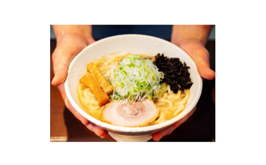 石川県白山市 行列の出来るラーメン店 中華そば響の冷凍ラーメン3食分【1364236】石川県白山市11000麺ラーメン