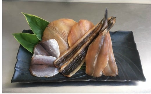 西尾の地魚干物セット・K015-13愛知県西尾市13000魚介・海産物干物