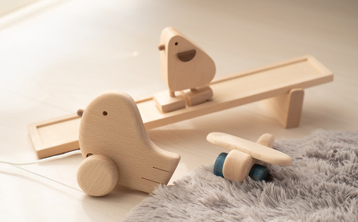 AH4 木のおもちゃ「 スロープウォーカー 鳥 さん・ ヒヨコ ・ ヒコーキ 」【 木製 おもちゃ 玩具 ひよこ 飛行機 無垢 安全 手作り ハンドメイド 贈り物 プレゼント お祝い 出産祝い 誕生日