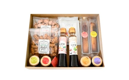 y򕌂َ̂qzeB[^CZbg/g/ĕP[L/W/}J|/hbvR[q[򕌌20000َqEXC[c̑ aَq