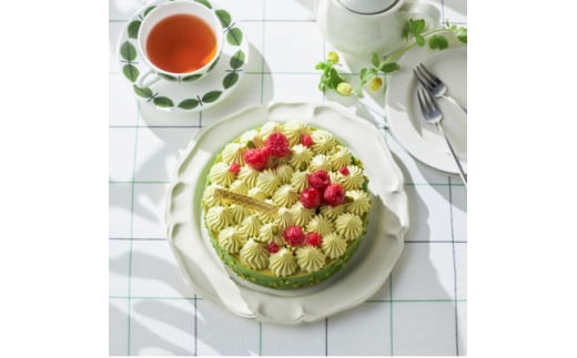 アンリ・シャルパンティエのピスターシュ・フランボワーズ 1ホール(12cm・2〜3名様)【1380793】兵庫県尼崎市21000菓子・スイーツケーキ・カステラ