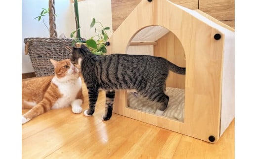 【リアルダウン使用】羽毛ペットベッド(ハウスタイプ) 天然鉱石配合で快適! 犬や猫が大好き!! H162-033愛知県碧南市80000衣類・装飾品・工芸品その他 装飾品・工芸品