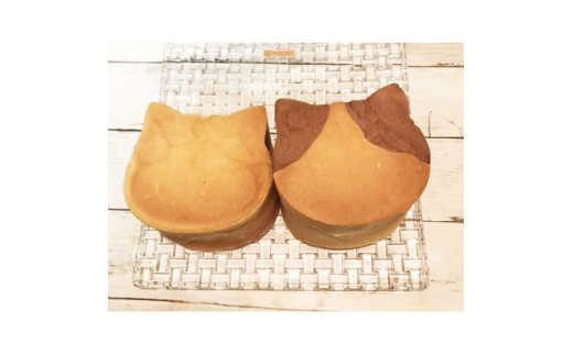 ねこ食パン【1351604】愛知県岡崎市8000米・パンパン