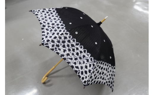 【藍染が風にゆれる日本遺産のまち有松寄附金専用】日傘(やたら三浦絞、バラクモ絞)愛知県名古屋市55000衣類・装飾品・工芸品その他 装飾品・工芸品