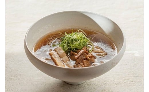 【麺麓】鴨出汁そば2食(ラーメン)・鴨つけそば2食(つけ麺)・鴨肉ブロックロース肉・もも肉セット京都府京都市37000肉ジビエ