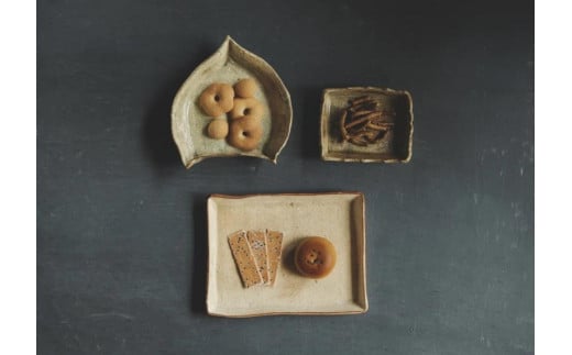 【本家尾張屋】四種詰合せ 大(そば餅・蕎麦板(黒ごま)・蕎麦ぼうる・蕎麦かりんとう)京都府京都市12000菓子・スイーツ饅頭・羊羹・大福