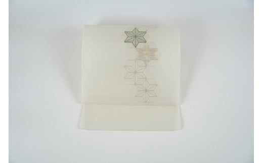 <丹後の藤布 遊絲舎>八寸名古屋帯 「すかし麻の葉」(白) 【仕立て方法:名古屋仕立て(総カガリ)】 FY00105京都府京丹後市550000衣類・装飾品・工芸品その他 装飾品・工芸品