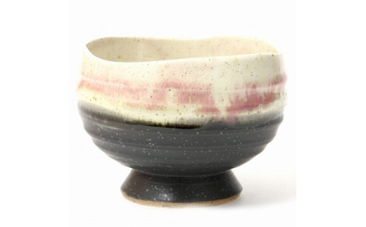 大堀相馬焼 松永窯 たっぷり椀(ピンク)福島県浪江町13000衣類・装飾品・工芸品その他 装飾品・工芸品