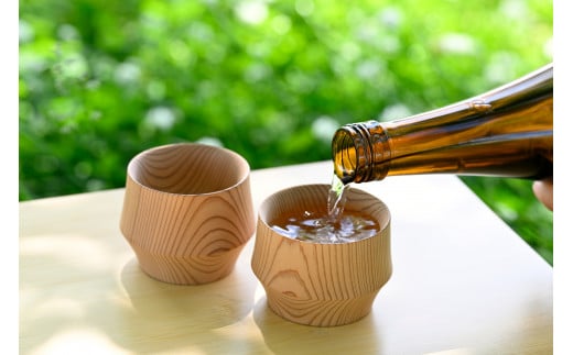 新潟県産杉のぐい呑み「樹盃 Sugi」2個入り《1個のサイズ:Φ65×H50~52mm》加茂市 朝倉家具新潟県加茂市29000衣類・装飾品・工芸品その他 装飾品・工芸品