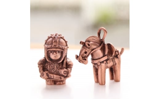 <縄文アクセサリーDo_goods>純銅製ネックレス馬形埴輪&挂甲の武人セット    700-095【1670982】山梨県40000衣類・装飾品・工芸品アクセサリー