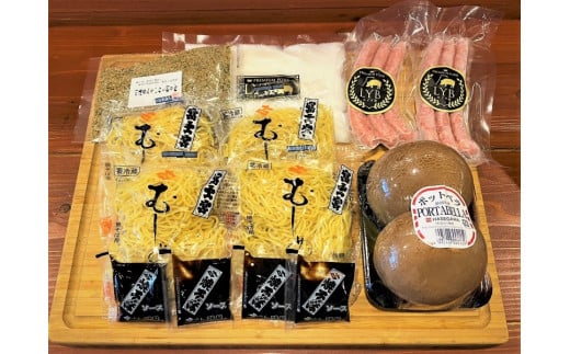 0014-12-01 FUJIBOKU焼きそばセット(富士宮やきそば・ソーセージ・ジャンボマッシュルーム)静岡県富士宮市14000麺その他 麺