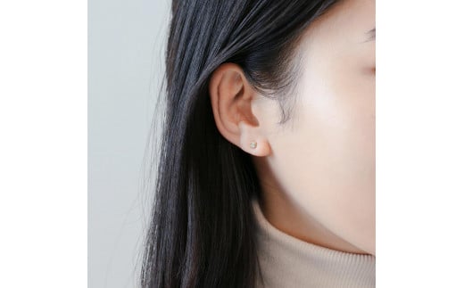 【K18イエローゴールド ダイヤモンドピアス】0.2ct 極上の雰囲気 6本たてづめデザイン 両耳セット SP1002-K18 / 金 ゴールド ダイヤ ジュエリー アクセサリー ギフト プレゼント レディース シ