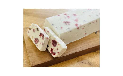 ジェラート専門店がつくる贅沢カッサータ(ナッツ&ドライフルーツ)【1488503】徳島県阿南市12000菓子・スイーツケーキ・カステラ