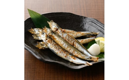 子持ち樺太ししゃも丸干し (500g×1袋) 子持ち樺太ししゃものフライ (450g×1袋) (合計950g) ししゃも シシャモ 丸干し 揚げ物 フライ 惣菜 お惣菜 魚 魚介 海鮮【opbp003】【ヤマジン】大分県10000魚
