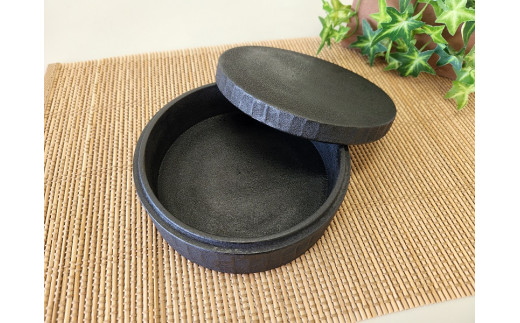 【黒漆】クスノキで作ったお弁当箱まる1つ(1段)沖縄県東村39000衣類・装飾品・工芸品その他 装飾品・工芸品