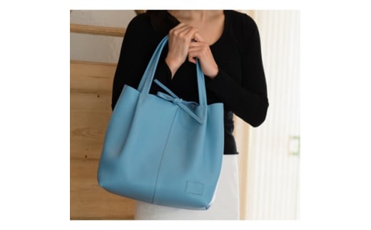 日本製 バレンシア トートバッグ ターコイズ ブルー 青 トート バッグ バック 鞄 ポケット 軽量 金具なし 手作り レザー 革 革製品 天然皮革 本皮 シンプル お出掛け お出かけ 日常使い 旅行