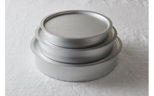 D199 ツレヅレハナコ × オレンジページ ふたつきアルミ丸バット 3サイズセット【藤田金属 FUJITA アルミ バット 調理道具 軽量 キッチン 日本製 町工場 大阪府 八尾】大阪府八尾市30000雑貨・日