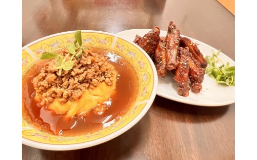 福岡市創業50年の町中華 中国飯店の辛肉味噌天津飯(内容量400g)×3個とピリ辛チキンバー(内容量150g)×1pの詰め合わせ福岡県福岡市14000鍋セット・総菜・加工食品総菜