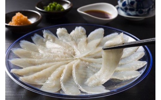 博多製造 ”ふぐざんまい”(刺身、たたき、一夜干し、唐揚げ、鍋用切身、茶漬け)福岡県福岡市20000魚介・海産物鮮魚