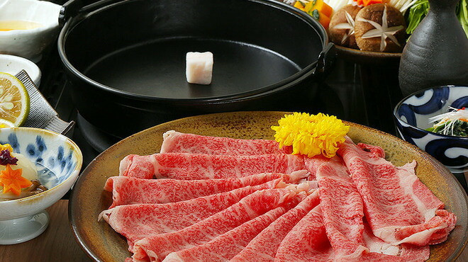 小田原 中川食肉おすすめ かながわブランド 相州牛ロースすきやき用900g【相州牛 かながわブランド ブランド牛 ブランド牛肉 神奈川特産品 安心安全な銘柄牛 相州牛ロースすきやき用900g