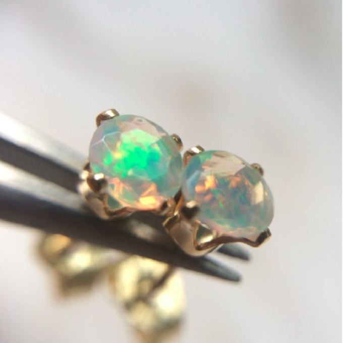ピアス 宝石質 AAA エチオピア オパール 4mm K14gf岡山県玉野市47000衣類・装飾品・工芸品アクセサリー