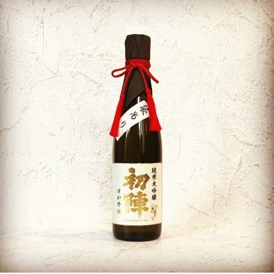初陣・純米大吟醸袋絞り720ml(化粧箱入り)【1629629】島根県津和野町28000酒・アルコール日本酒