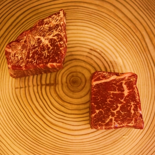 (冷凍) 60日以上熟成肉 赤身 アソート 350g / 熟成肉つむぐ ふるさと納税 ステーキ 焼肉 牛肉 レシピ付き  ギフト 贈り物 奈良県 宇陀市奈良県宇陀市30000肉牛肉