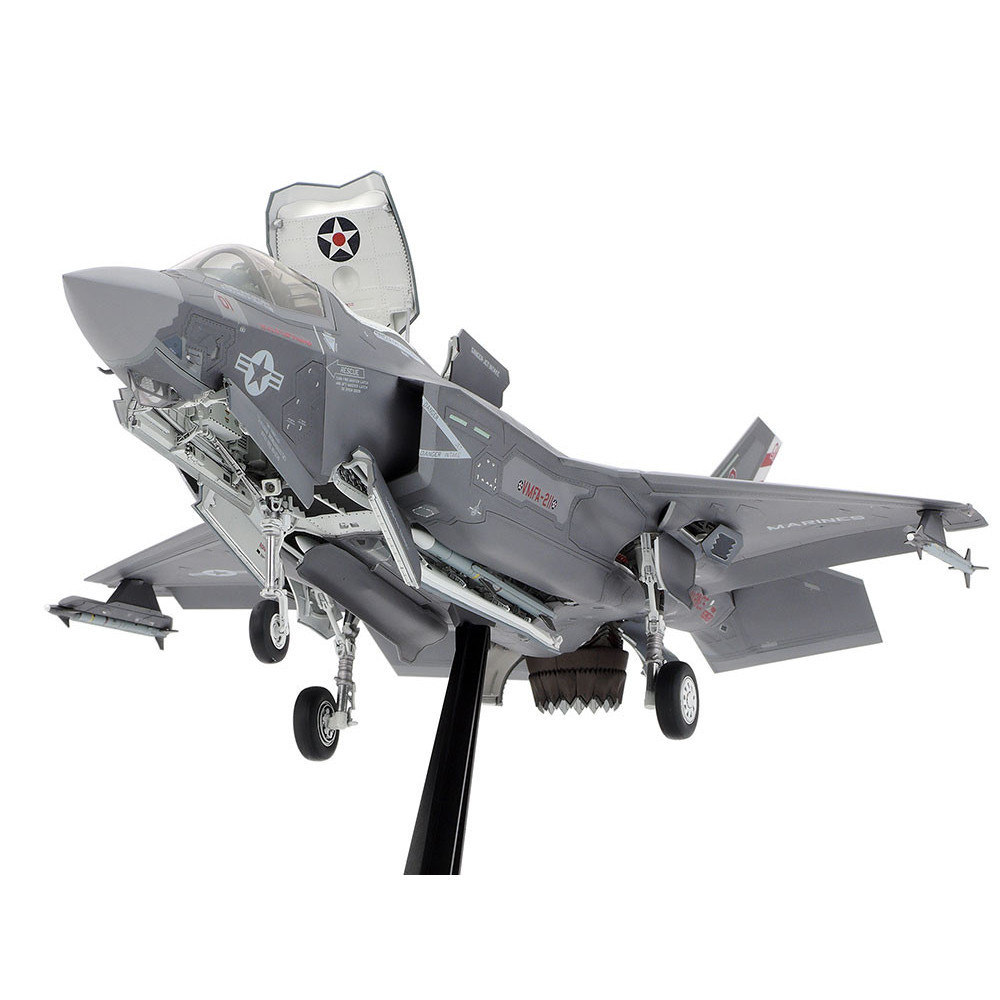 1/48 bL[h }[`F-35B CgjOIIÉÉs40000G݁EpiEʂ