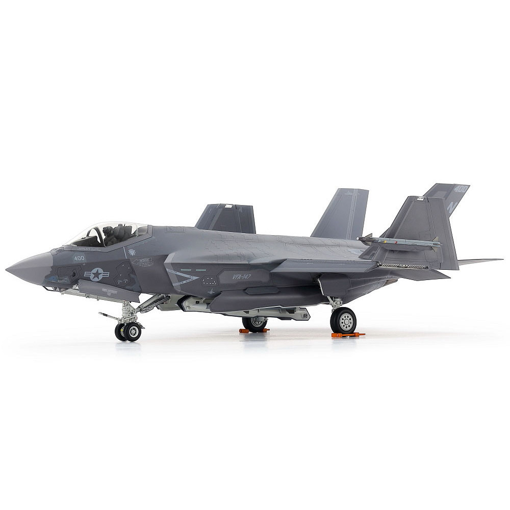 1/48 bL[h }[` F-35C CgjOIIÉÉs35000G݁EpiEʂ
