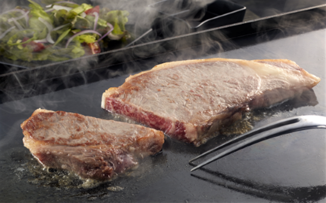 No.2039-3 鹿児島南州黒牛霜降りロースステーキ鹿児島県錦江町32000肉牛肉