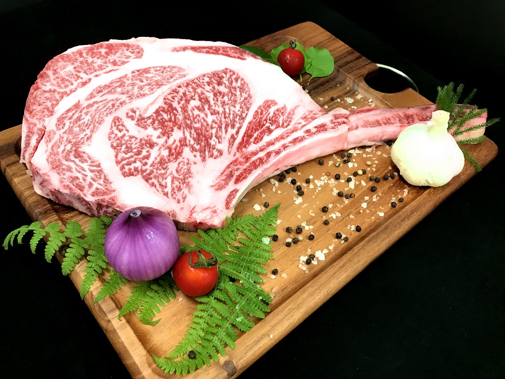熊野牛 トマホーク 900g【MT49】和歌山県那智勝浦町35000肉牛肉
